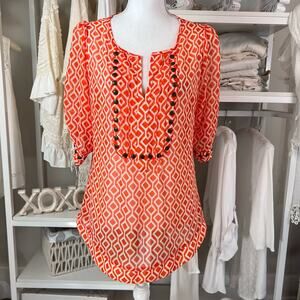 Hawthorn Women's size Medium blouse, sheer, graphic print. #1033